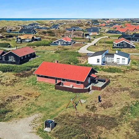 Laekkert Hus Taet Pa Havet Sj314 *