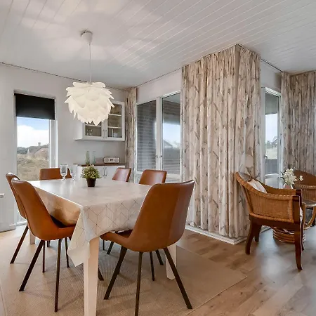 Laekkert Hus Taet Pa Havet Sj314 بيت للعطل *