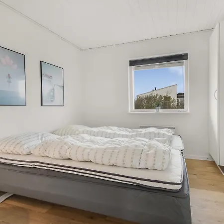 بيت للعطل Laekkert Hus Taet Pa Havet Sj314 *